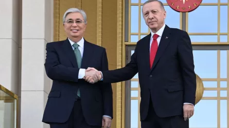 Токаев поздравил Эрдогана с Днем Республики