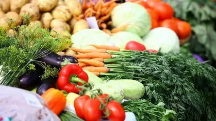 168 тонн мяса, овощей и другой продукции привезли фермеры на ярмарку в Алматы