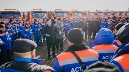Кульгинов пообещал на 20% поднять зарплату коммунальщикам в Астане