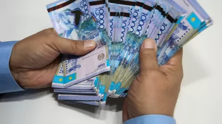 В Казахстане "прикрыли" кредитный шопинг
