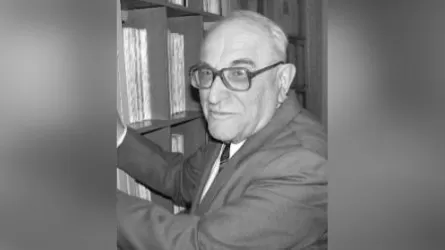 Токаев выразил соболезнования родным профессора, музыковеда Наума Шафера