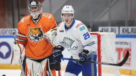 Михайлис-младший впервые забил в новом сезоне КХЛ