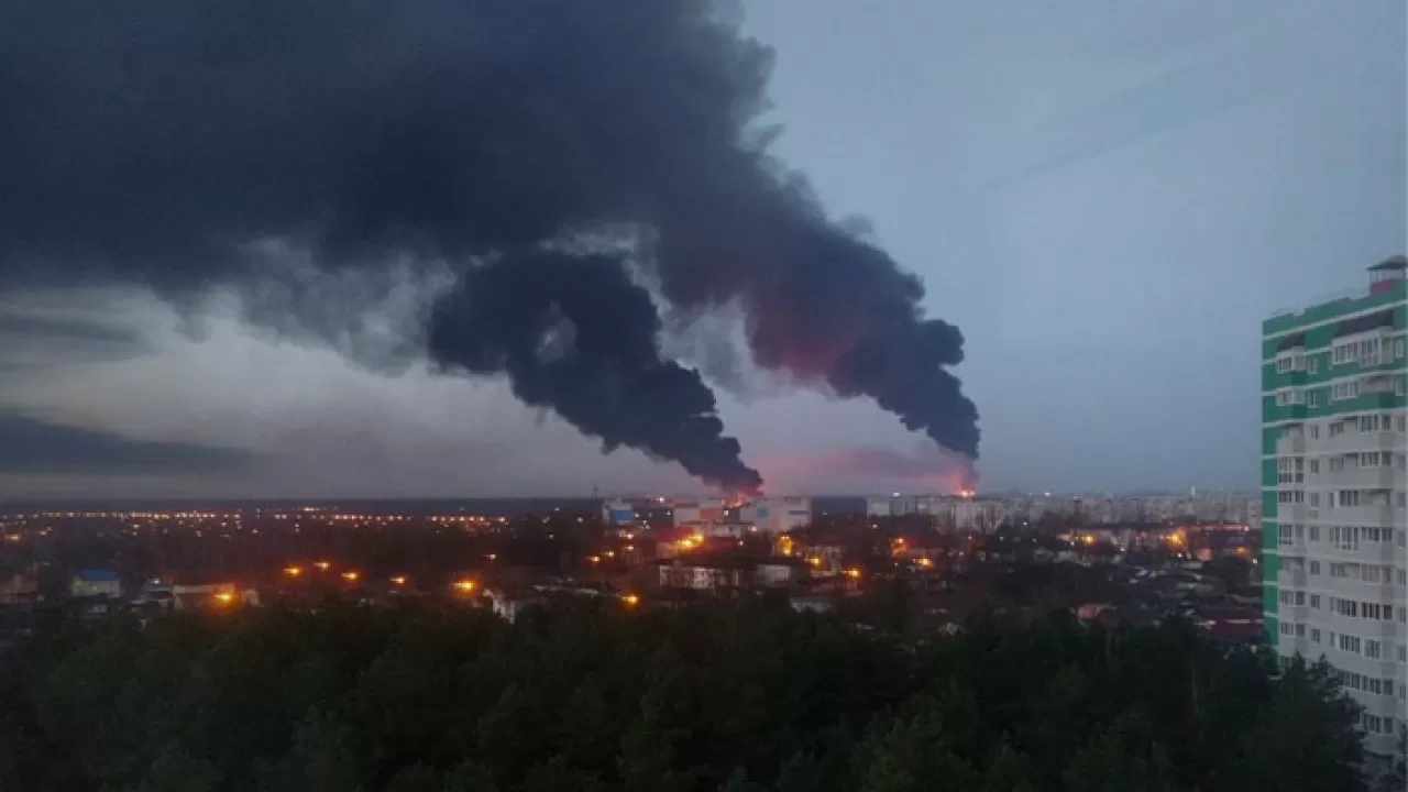 Ресейде мұнай өнімдері сақталатын резервуарлар өртенді