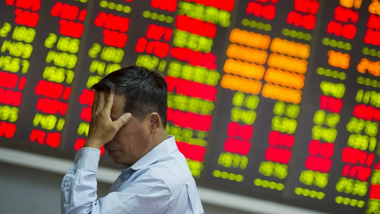 Экономика КНР теряет запал: промпроизводство, розница в октябре не дотянули до прогнозов – Reuters