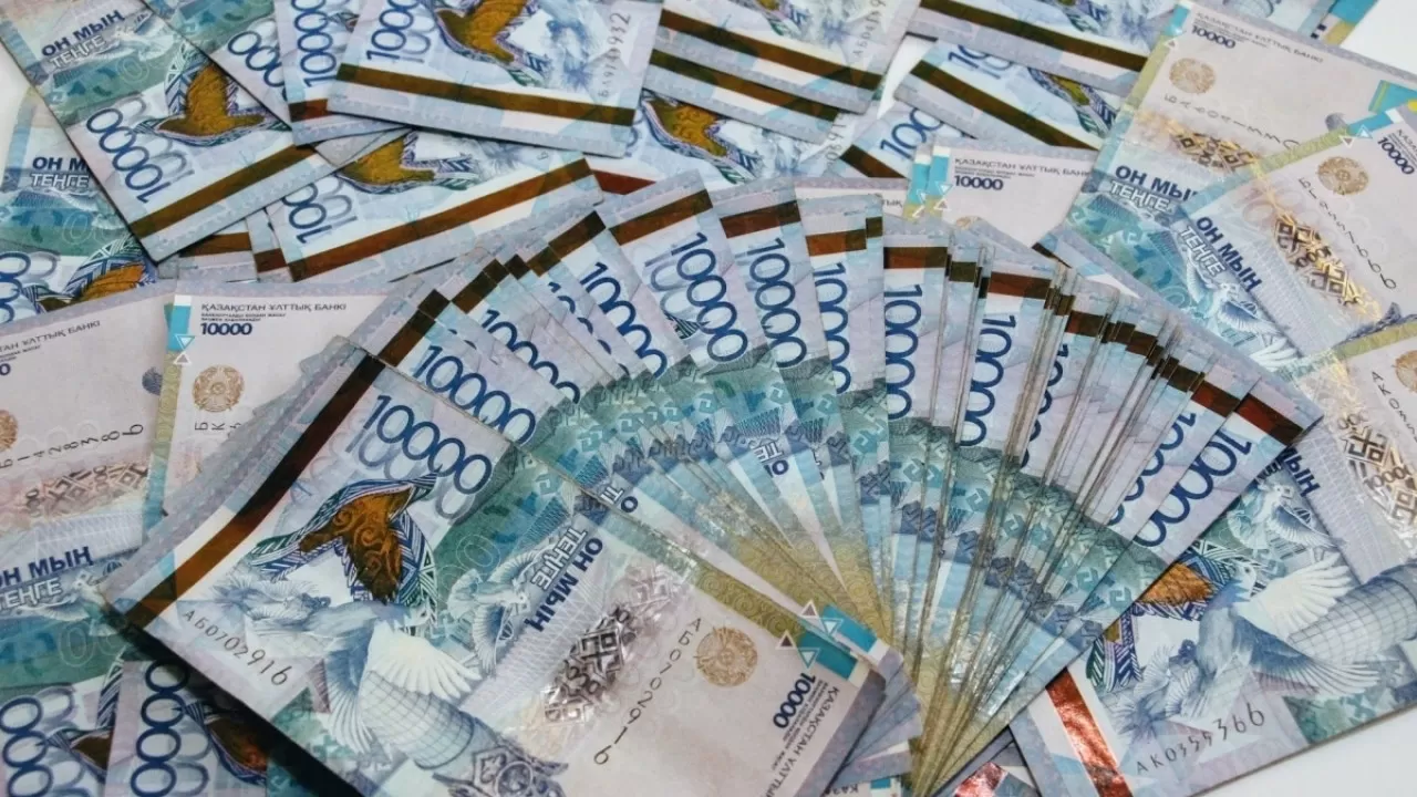 Более 860 млрд тенге инвестировали в Астану с начала года 