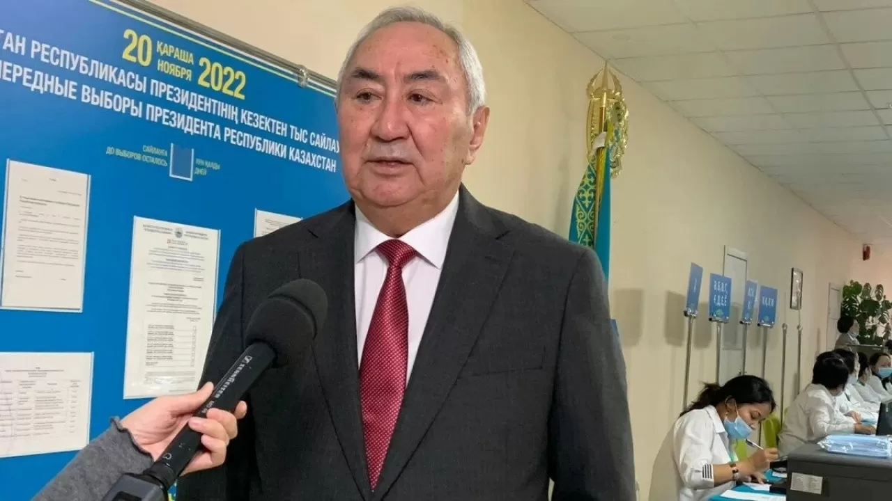 Жигули Дайрабаев Қасым-Жомарт Тоқаевты сайлаудағы жеңісімен құттықтады