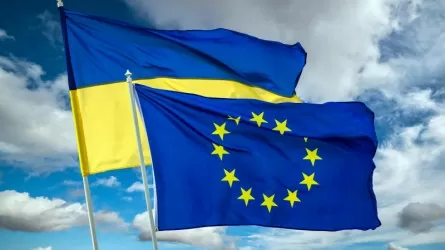 Еурокомиссия Украинаға 18 миллиард еуро көлемінде экономикалық көмек пакетін ұсынды 