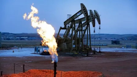 Число нефтегазовых буровых в мире в октябре выросло 6-й месяц подряд