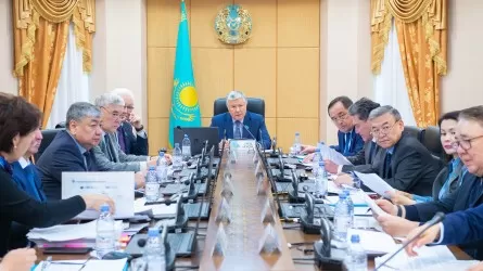 Сенатта жер қойнауын пайдалануды бақылау жөніндегі заң жобасы қаралды
