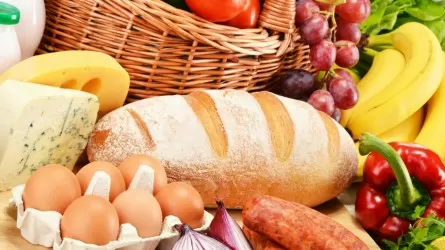 Казахстанцы тратят более половины семейного бюджета на продовольствие