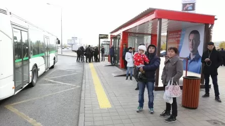 Астанада автобус аялдамасында ер адам көз жұмды