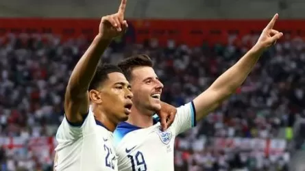 Англия мен Нидерланды құрамалары әлем чемпионатын жеңіспен бастады
