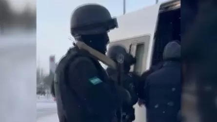 В Астане задержали известного криминального "авторитета"