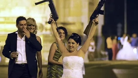 Два автомата изъял УБОП со свадьбы в Шымкенте