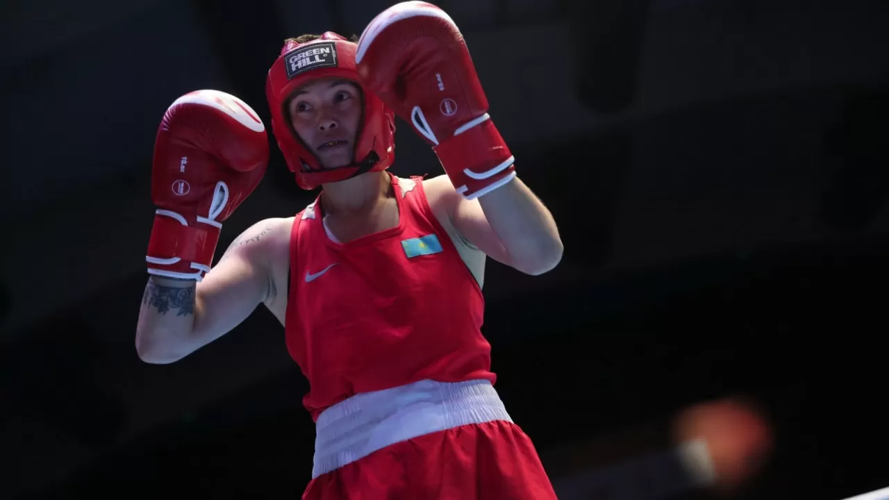 Назым Кызайбай стала третьей на чемпионате Азии по боксу 
