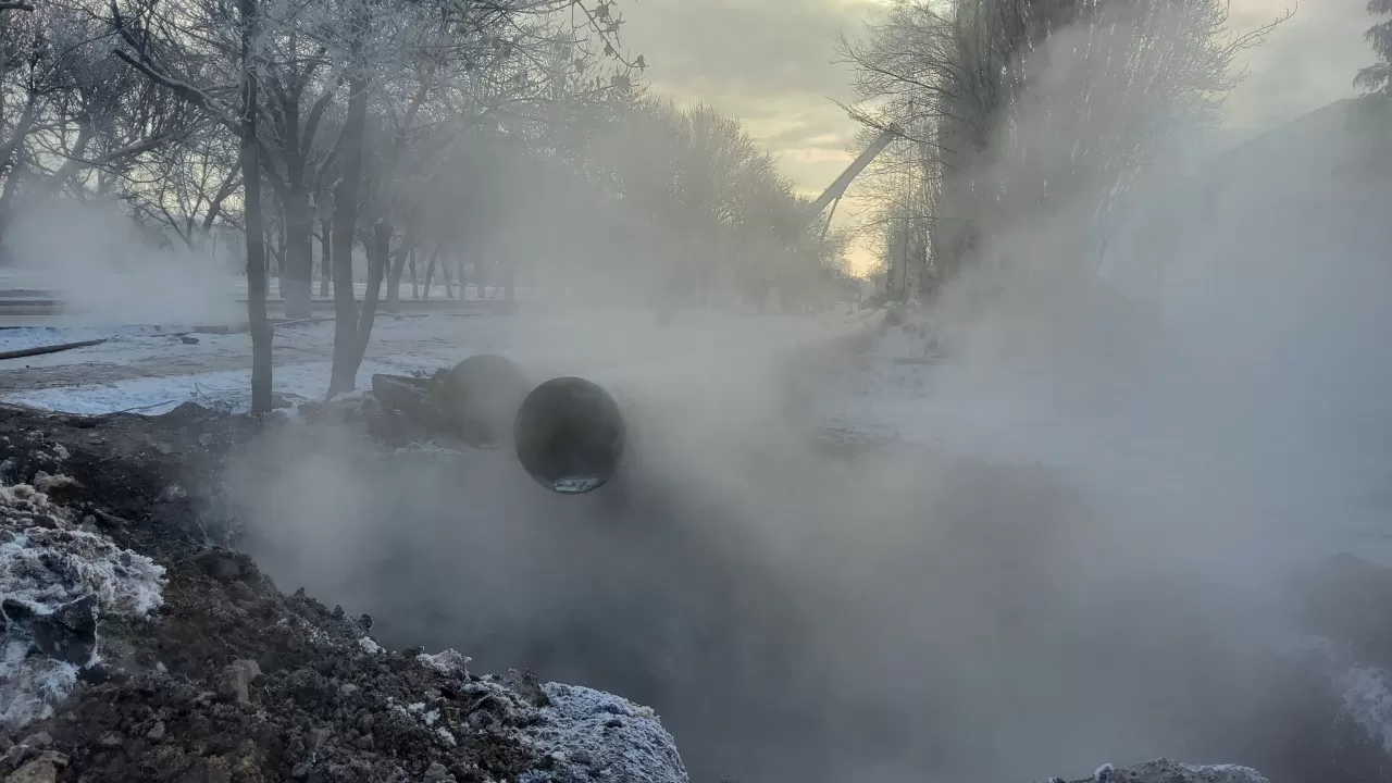 В Экибастузе ежегодно необходимо менять около 40 километров тепловых сетей