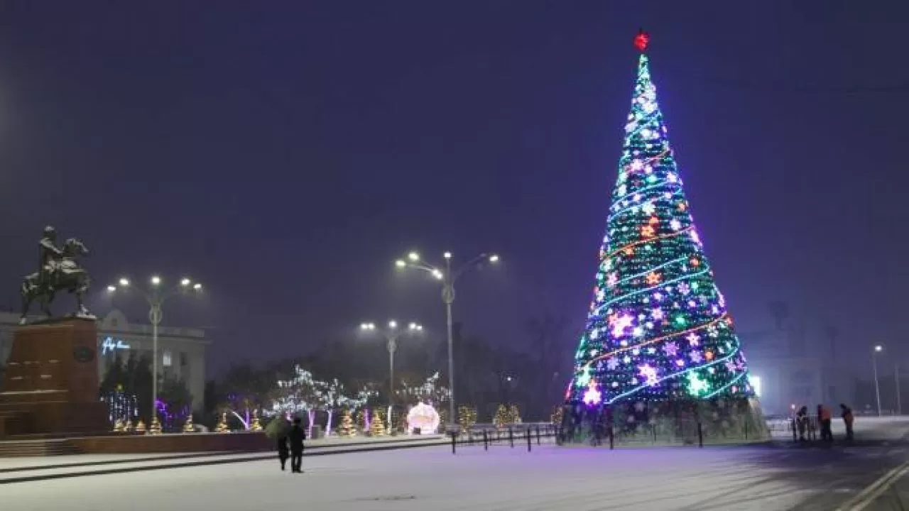 В Таразе на новогоднее оформление истратили больше 19 млн тенге