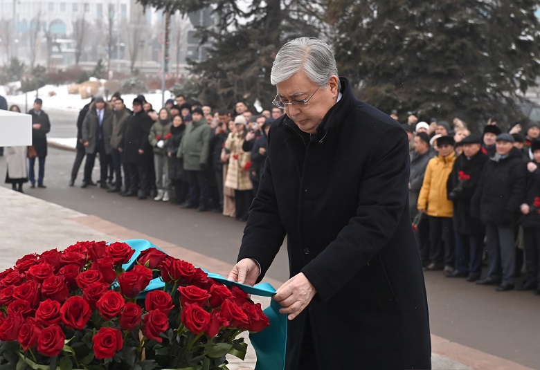 Мемлекет басшысы  қаңтар оқиғасының құрбандарына арналған  мемориалдың ашылуына қатысты