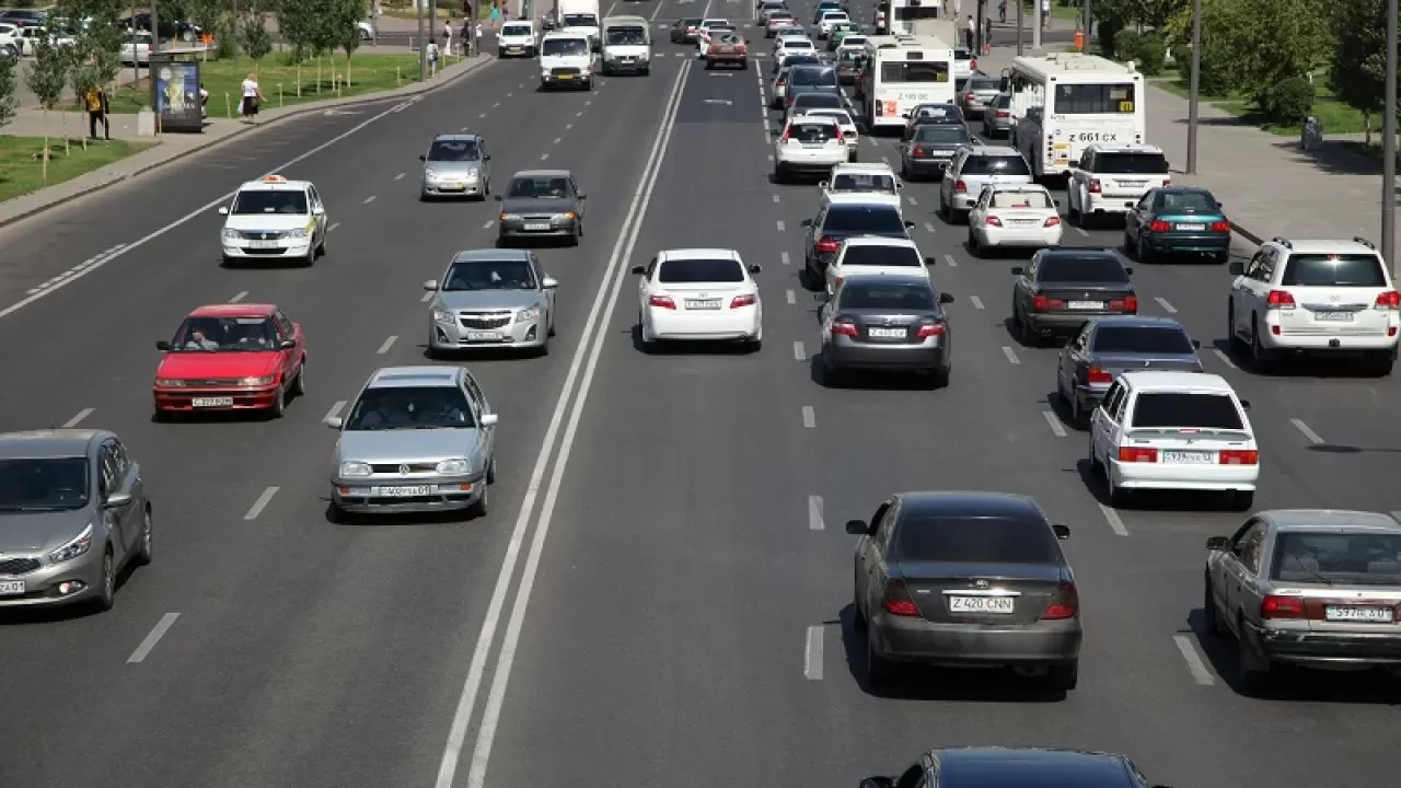 Казахстанцы купили почти 98 тыс. новых автомобилей  