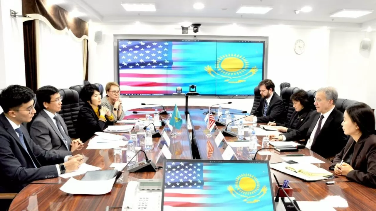 Казахстанские школьники могут бесплатно обучаться в США