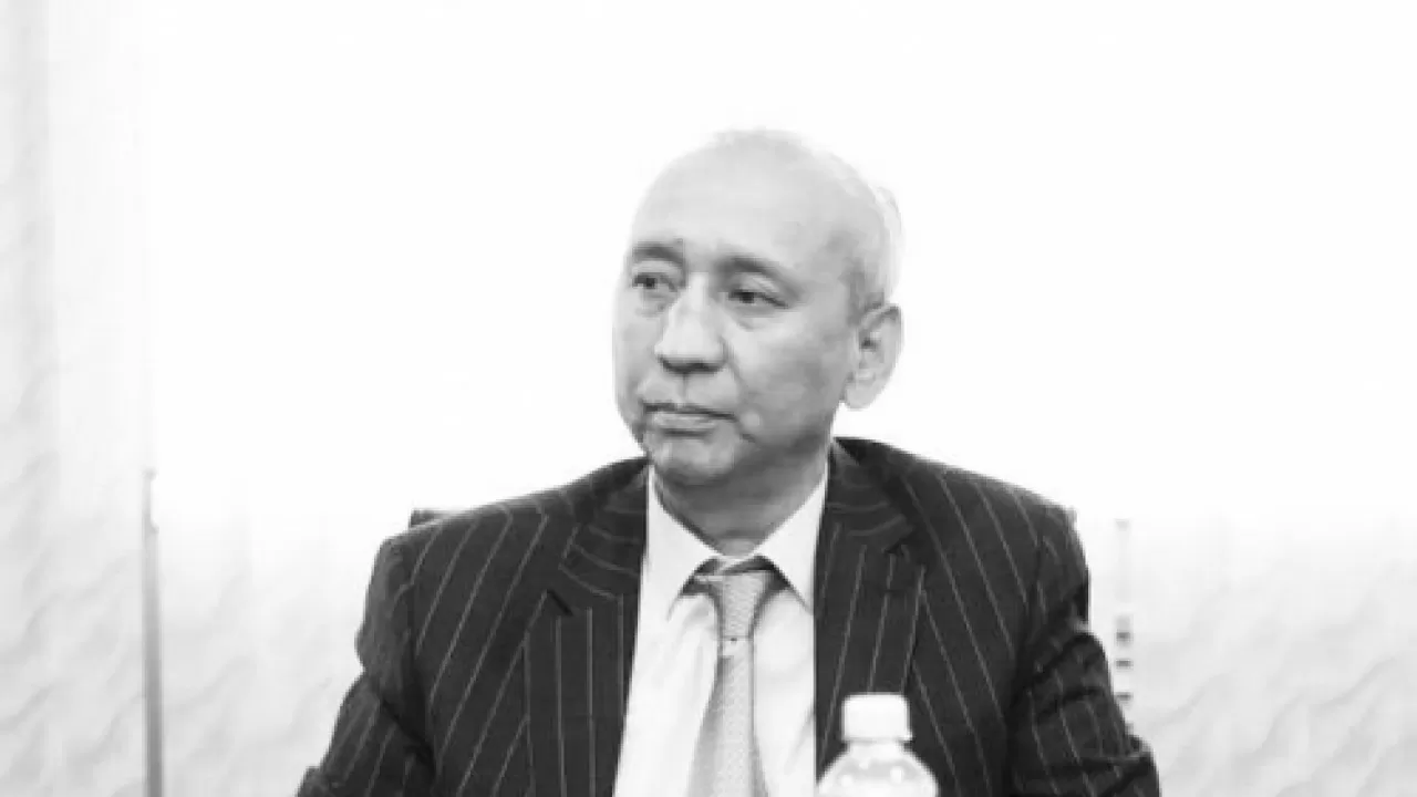 Умер прославленный казахстанский боксер Болат Темиров