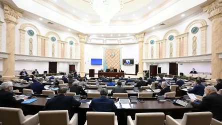 Сенат вернул в мажилис законопроект по поручениям президента