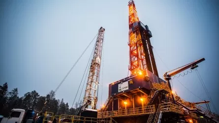 Число нефтегазовых буровых в мире в ноябре снизилось впервые за 7 месяцев