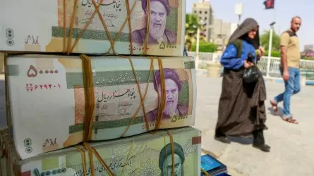 Иранская валюта упала до рекордного уровня – СМИ