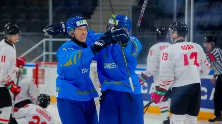 Хоккейная молодежка Казахстана совершила камбэк в матче с венграми
