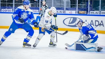 "Барыс" в последнем матче года обыграл третью команду Востока КХЛ