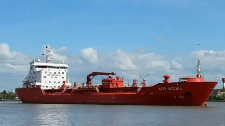 Застрявшие у берегов Турции танкеры с нефтью Казахстана продолжили свой путь