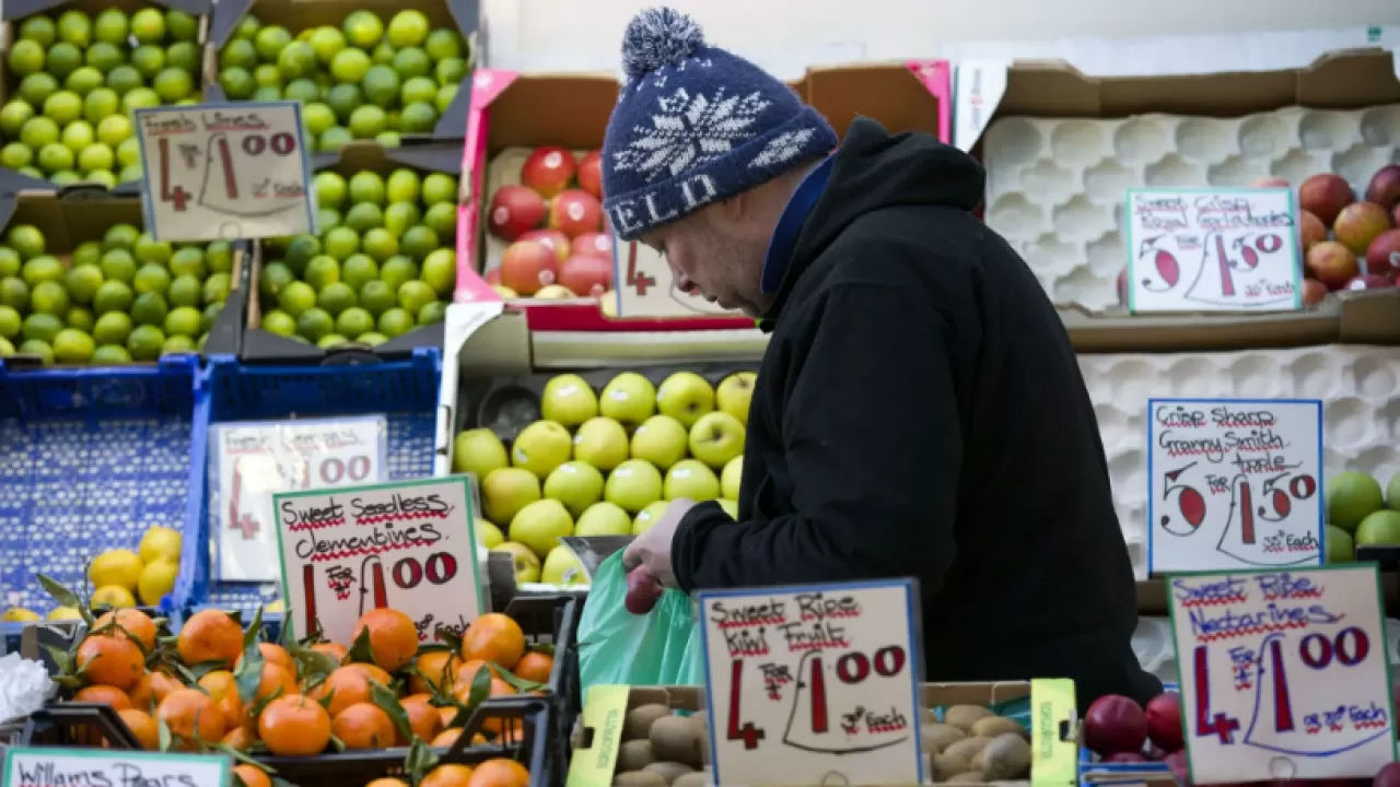Впервые за 45 лет максимума достигла продовольственная инфляция в Великобритании