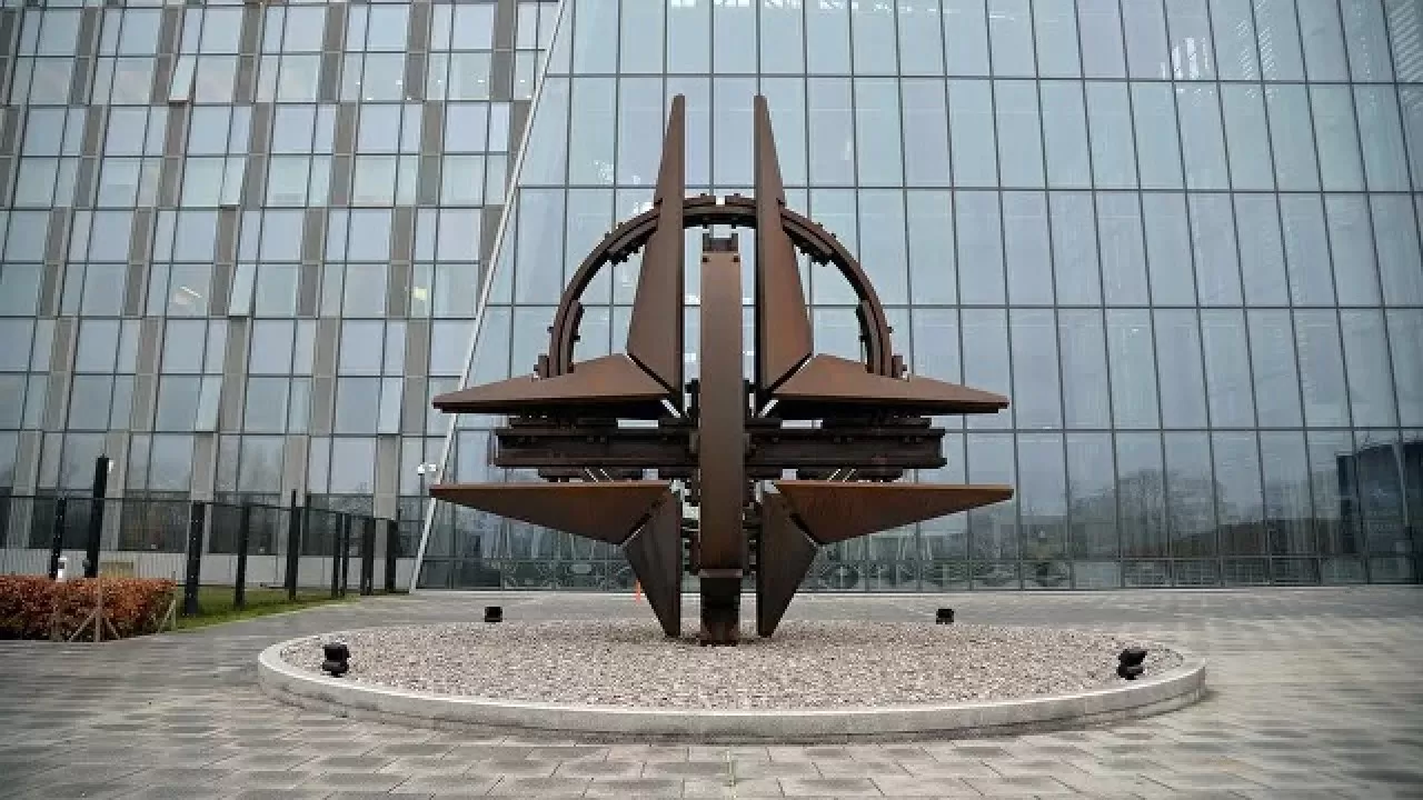 Лондон Украинаның НАТО-ға қосылмауын қолдайды