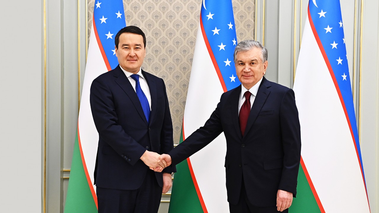 Взаимодействие Казахстана с Узбекистаном является ярким примером стратегического партнерства и союзничества - Смаилов