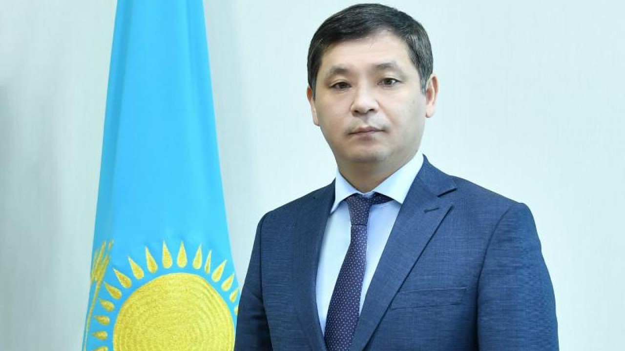 Досье: Айтаев Ренат Курметжанович