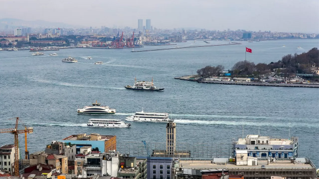 Турция ответила на просьбу Украины закрыть Босфор для российских кораблей