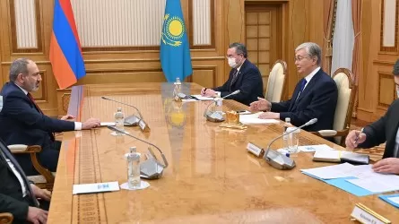 Токаев и Пашинян обсудили ситуацию вокруг Украины