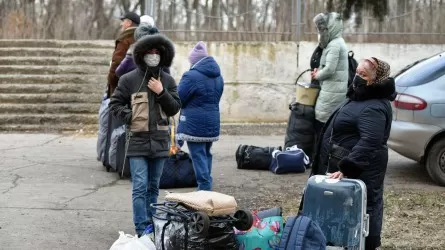 Около 90 тыс. беженцев уже прибыли из Донбасса в Россию 
