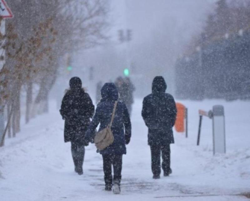 Снег и гололед ожидаются в Казахстане 23 февраля