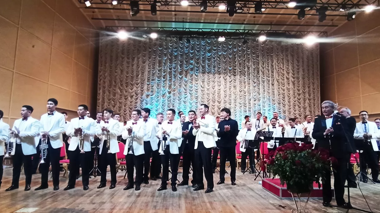 Филармония Жамбыла отпраздновала юбилеи выдающихся солистов-трубачей