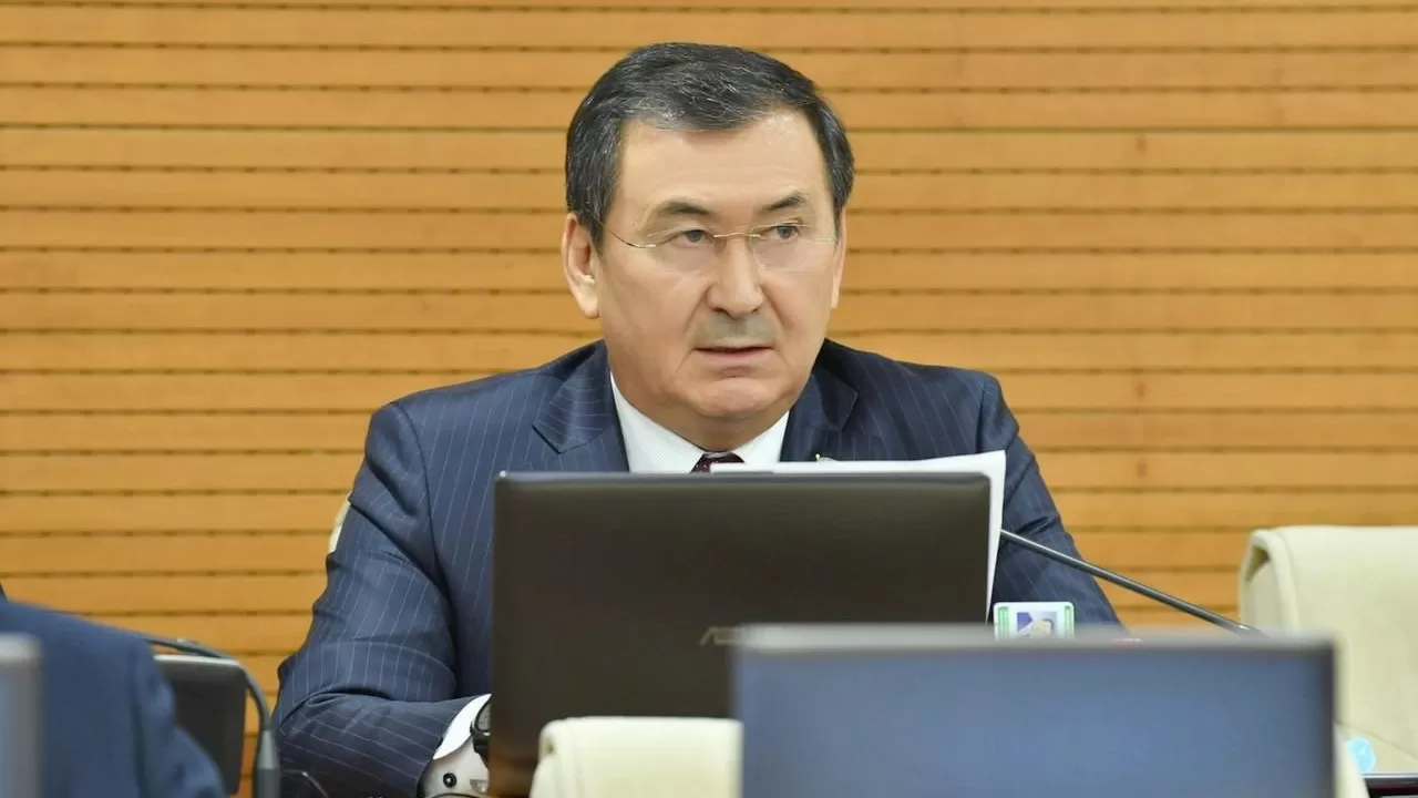 Мажилисмен Турганов: Крайне необходима долгосрочная стратегия развития энергетической отрасли 