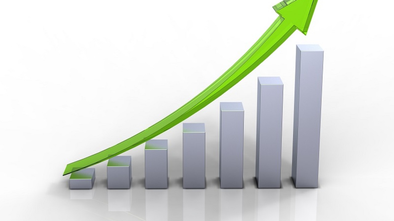 Темпы роста экономики выросли на 3,5%  