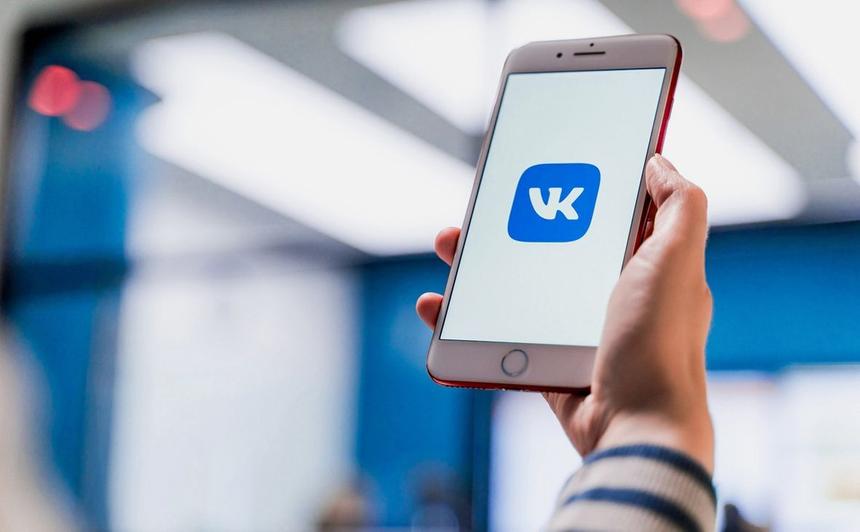 Почему у "ВКонтакте" резко выросла посещаемость в последнюю неделю