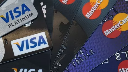 Visa и Mastercard остановили деятельность в России из-за войны в Украине