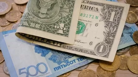 Ұлттық валютаның долларға шаққандағы бағамы шамамен 5 теңгеге нығайды
