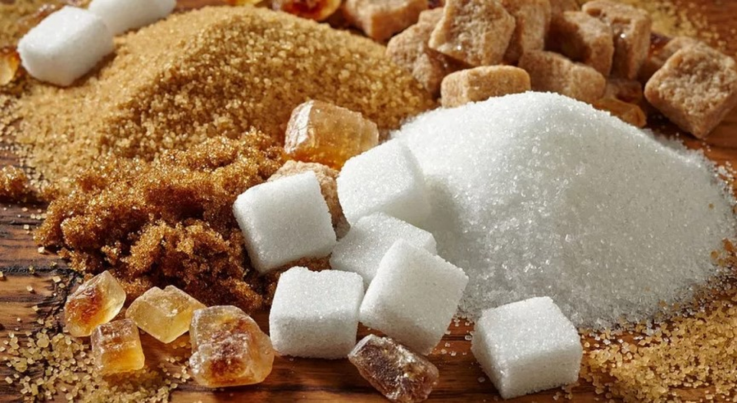 Чиновники объяснили исчезновение сахара с полок магазинов Казахстана ажиотажным спросом