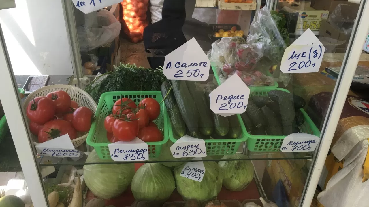 На севере Казахстана выросли цены на овощи