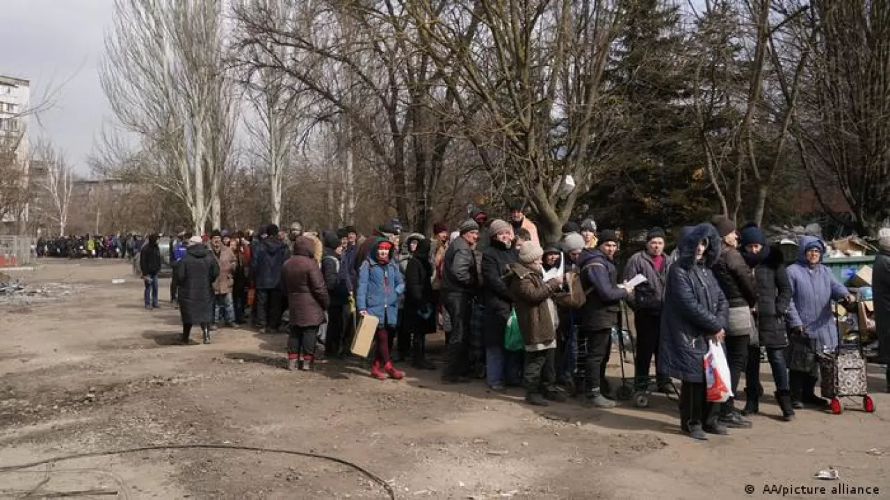 Власти Украины заявили об эвакуации по гуманитарным коридорам более 4,5 тыс. человек