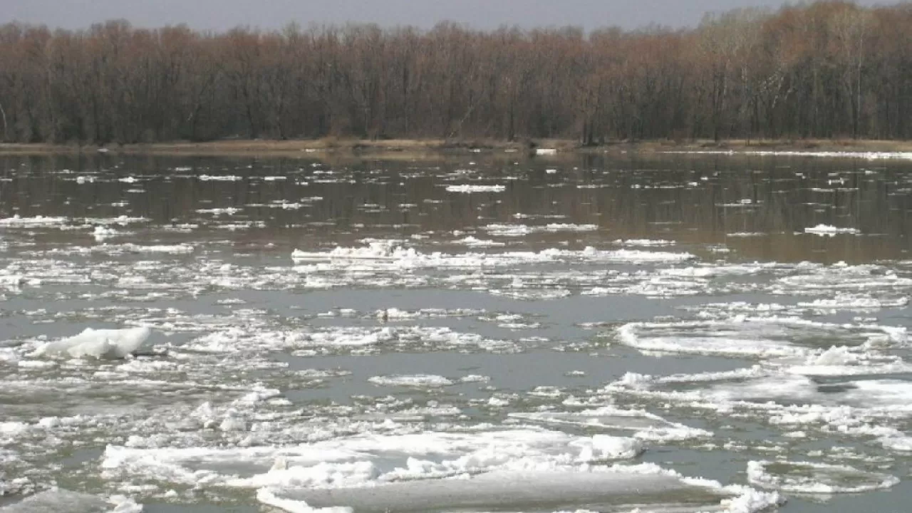 В Западный Казахстан пришла большая вода  