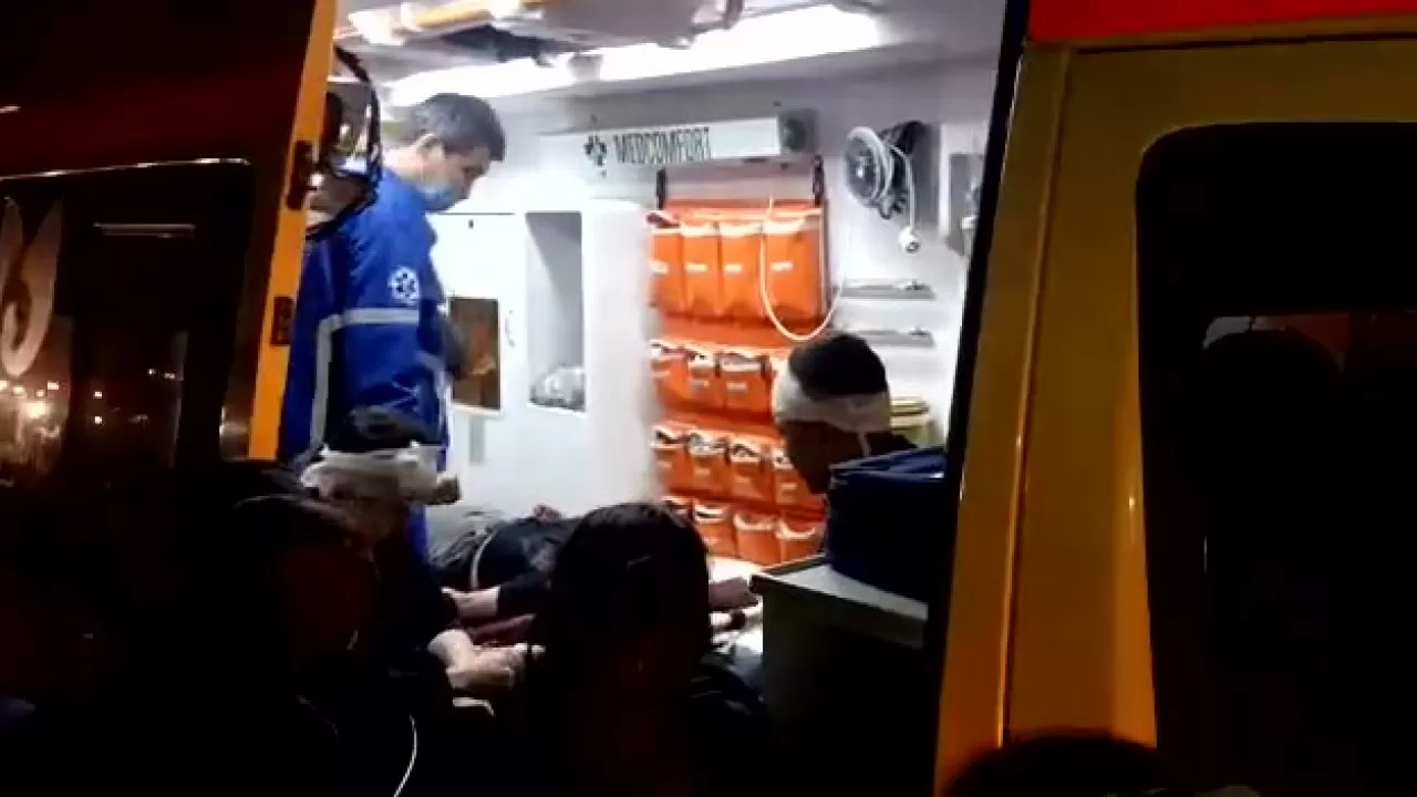 Один погиб и семеро пострадали в аварии в Туркестанской области